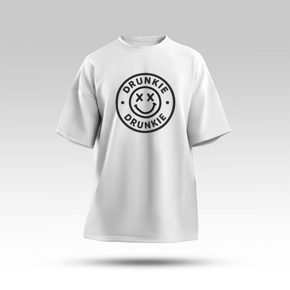 DRUNKIE BADGE - Oversize T-Shirt
