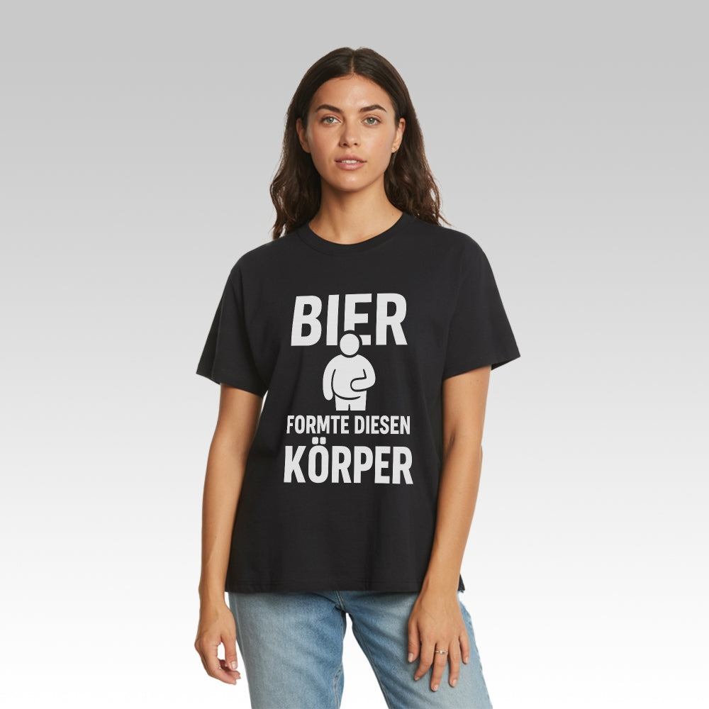 GEFORMTER KÖRPER - T-Shirt